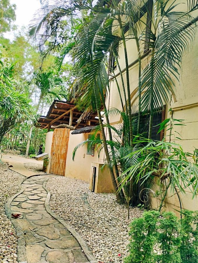 Tahanan Resort San Juan  Bagian luar foto
