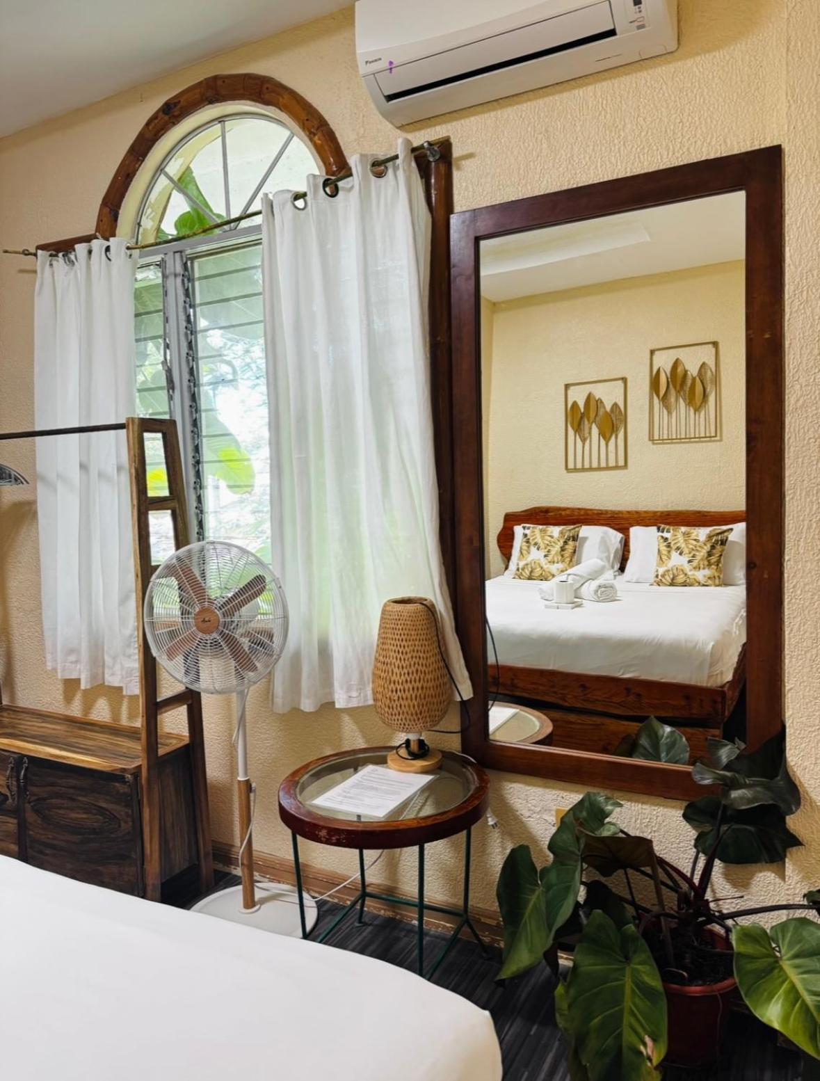 Tahanan Resort San Juan  Bagian luar foto
