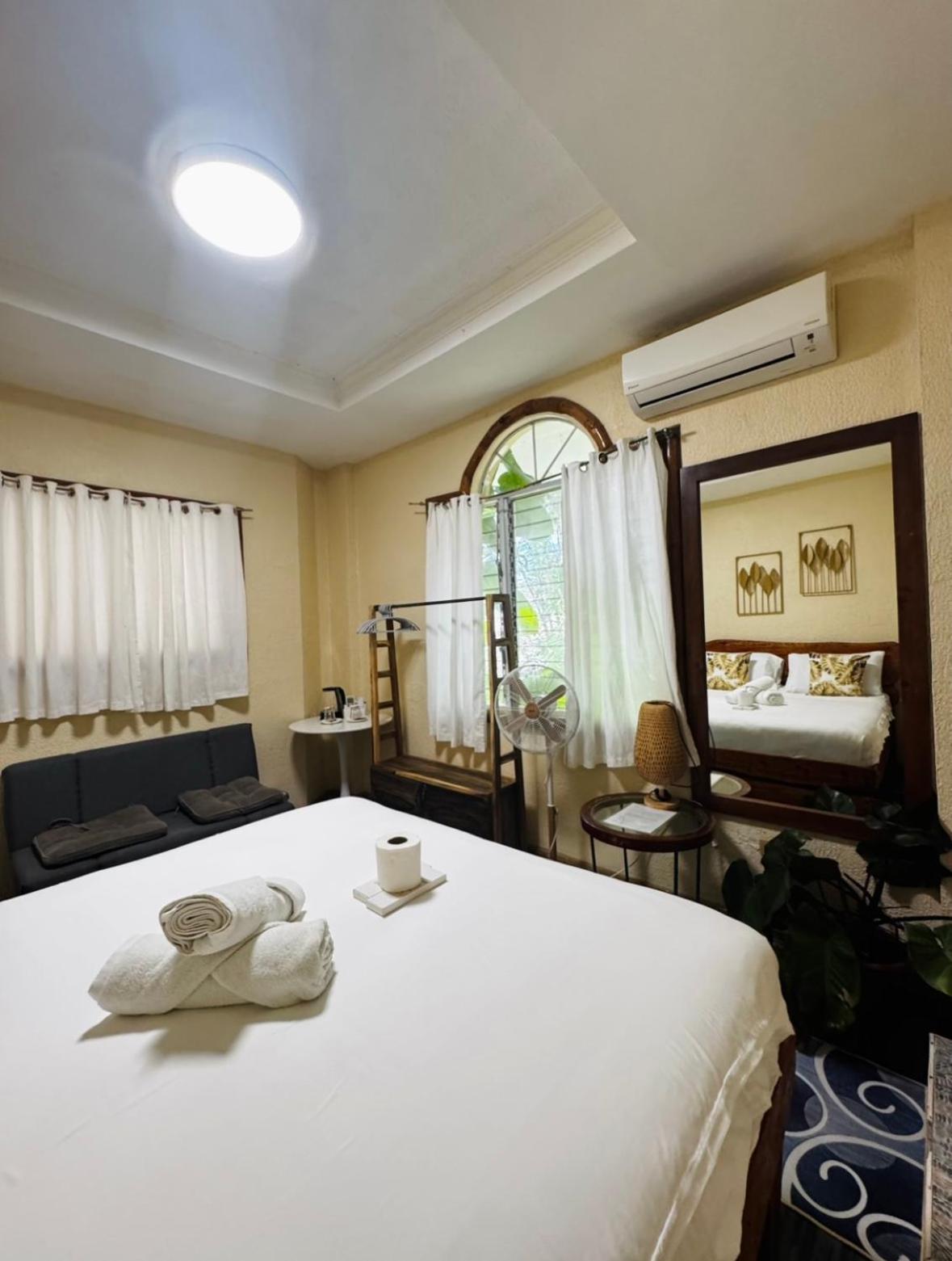 Tahanan Resort San Juan  Bagian luar foto